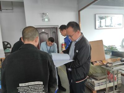 龍港市開展印刷業(yè)安全生產(chǎn)聯(lián)合巡查行動，聚焦包裝裝潢印刷品印刷環(huán)節(jié)